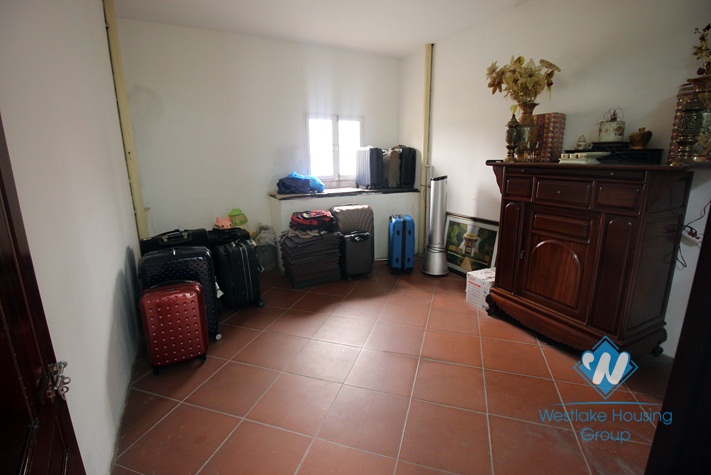 Nice, fully furnished house in Ba Dinh for rent